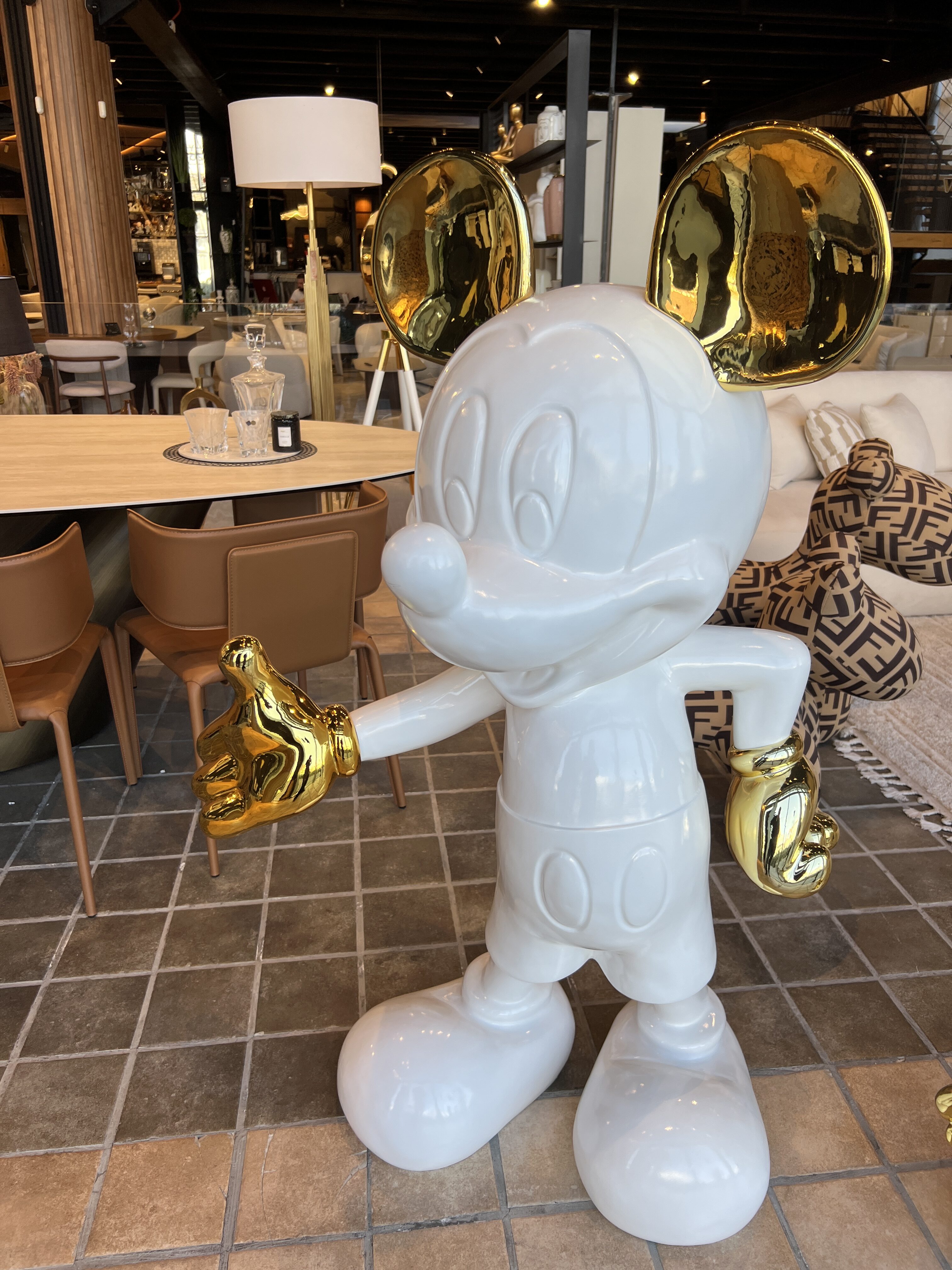 בובה דקורטיבית ״מיקי מאוס״ – תמונה 4